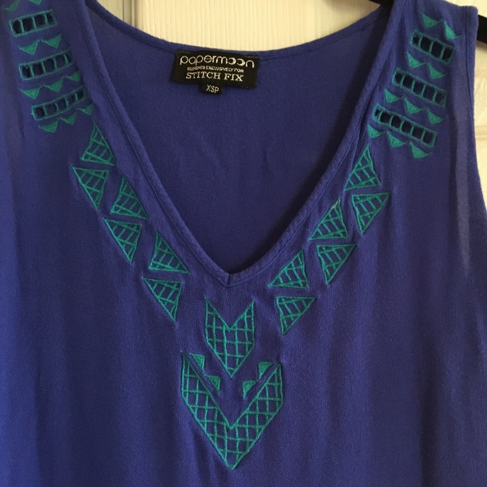 Papermoon Eyelet Pattern Tank Petite - Picture 2 of 3